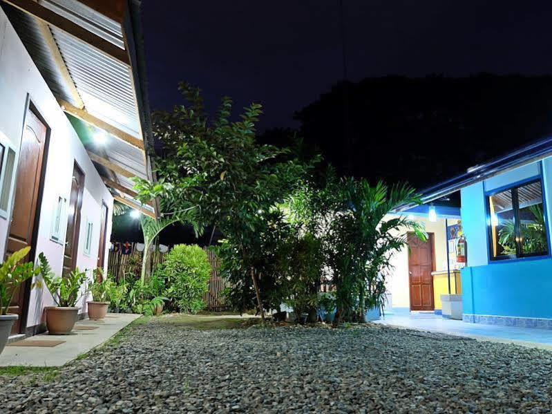 Fanta Lodge Puerto Princesa Extérieur photo